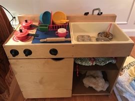 Vintage Creative Playthings stove and sink with playset toys