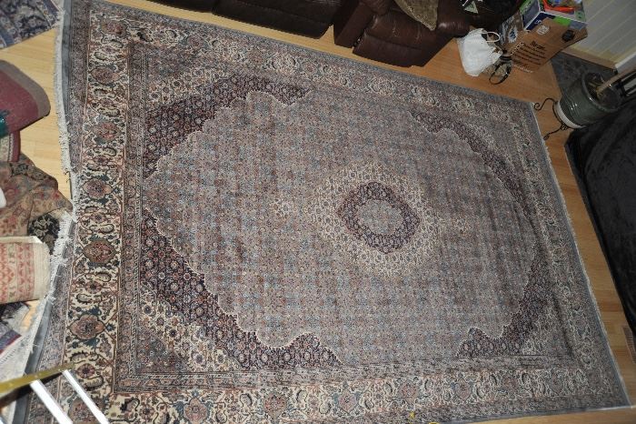 Hand-knotted Oriental Carpet - Persian Bidjar - measures 9'6" x 13'11"