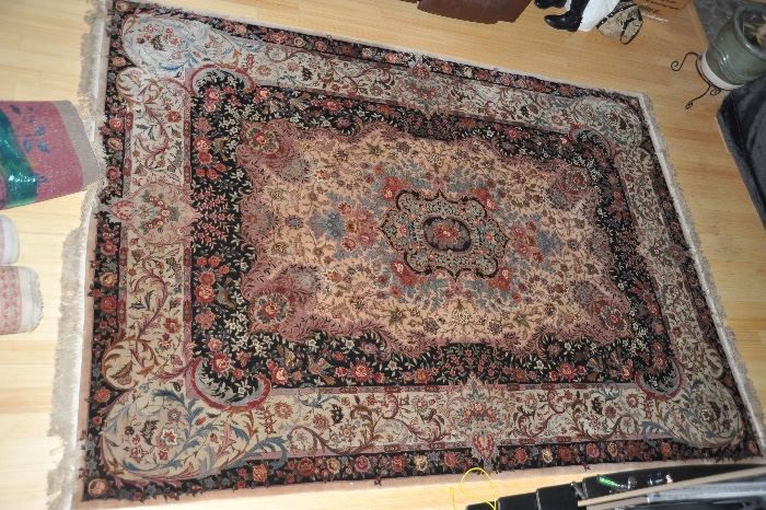 Fine Oriental Wool/Silk Carpet - Indo-Persian - measures 8'6" x 11'9"