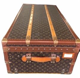 Large Louis Vuitton Steamer Trunk