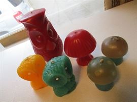 Vintage owl & mushroom candles
