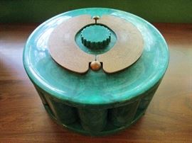 Super cool vintage Turnit Bakelite poker chip caddy with two sets of cards & chips