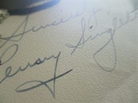 Penney Singleton(Blondie, voice of Joan Jetson!) autographed photo