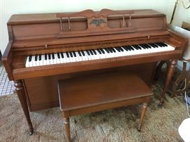 Vintage Wurlitzer spinet piano in excellent condition.  Available immediately for $100