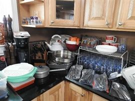 1984 New Orleans World's Fair Glasses - Cutco Knife Set - Mr. Coffee Frappe Machine