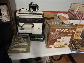 Viking portable sewing machine - runs on A/C or Battery