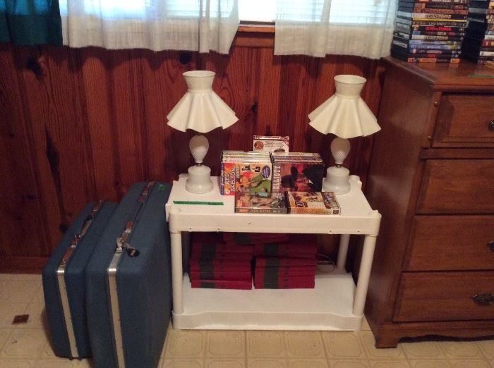 Vintage suitcase set