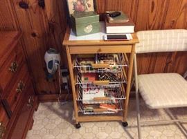 cookbooks & other kitchen items