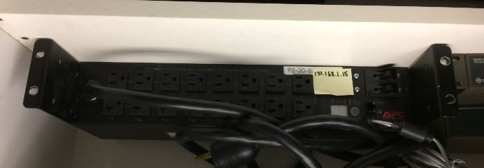 APC Switched Rack PDU AP7902B