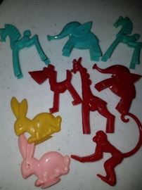 Vintage bakelite and plastic!! Don Manning bakelite animals