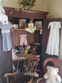 Much children's vintage clothing!!