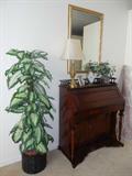 Writing Desk- Made in Indonesia.......
Surprising detail inside (upper and lower), with unit swirl/wave shapped shelves/drawers. A "must see"........