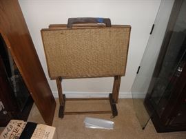 TV tray set