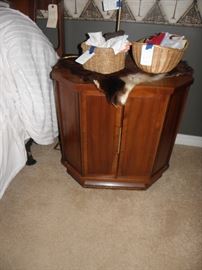 Kent Coffey end table