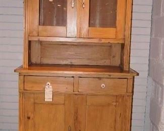 ANTIQUE ENGLISH HUTCH