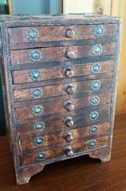 Table Top Jewelry Chest