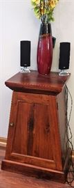 Decorator Table