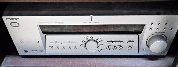Sony Digital Audio/Video Control Center, DVD/VHS Player, DVD Player