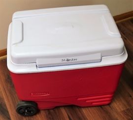 Rubbermaid Cooler