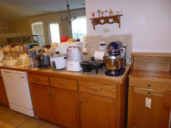 KEURIG COFFEE SYSTEM, RICE COOKER, DEEP FRYER,  ICE CREAM MACHINE AND A KITCHEN AID WITH ATTACHMENTS