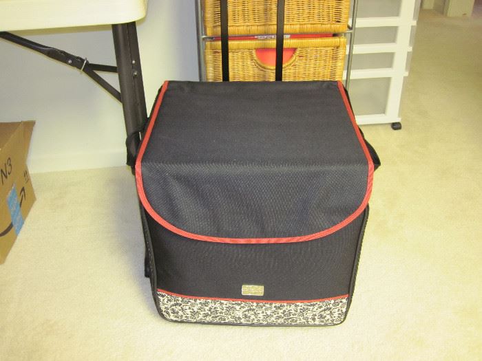 Large Crop in Style Rolling Tote