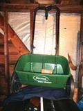 scotts fertilizer spreader