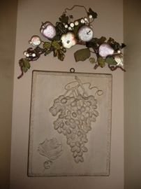 WALL DECOR