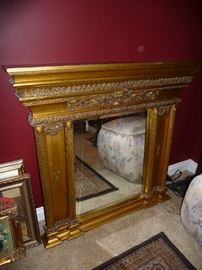 DECORATIVE WALL MIRROR