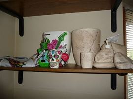 BATHROOM ACCESSORIES