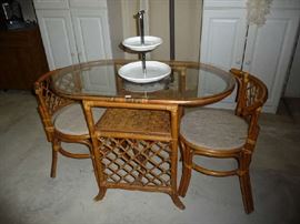 WICKER TABLE W/2 CHAIRS