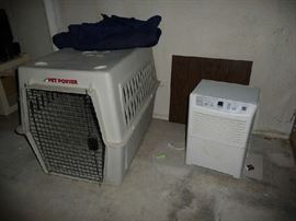 DOG CRATE, DEHUMIDIFIER