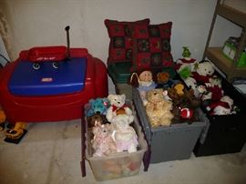 TOYS, STUFFED ANIMALS