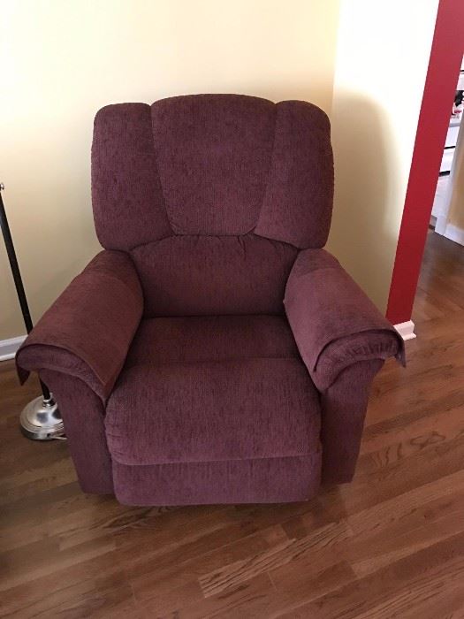 ONE RECLINER LIKE NEW - $150 OR BEST OFFER