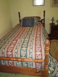 One of Pr. Twin Beds