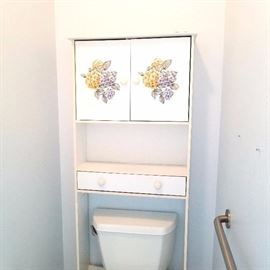 Water closet standing cabinet