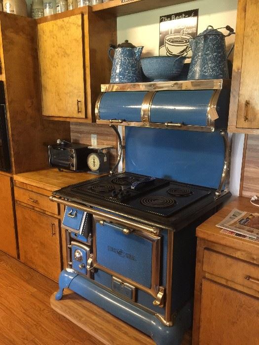 Enamel Cook Stove (Converted to electric)