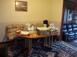 Kitchen table with 4 chairs