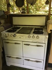 Okeefe and and Merritt stove