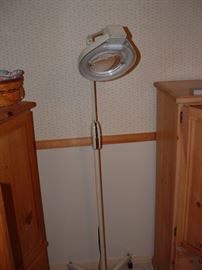 lighted magnifier