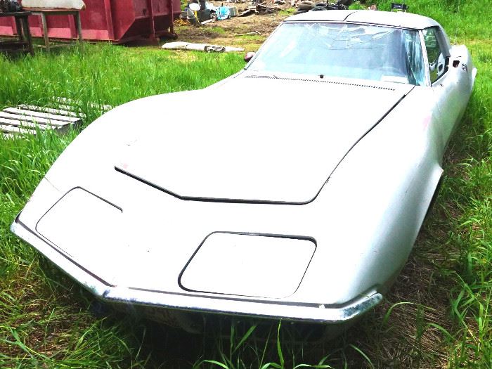 Appears to have its original fiberglass body. This is a 1968. 