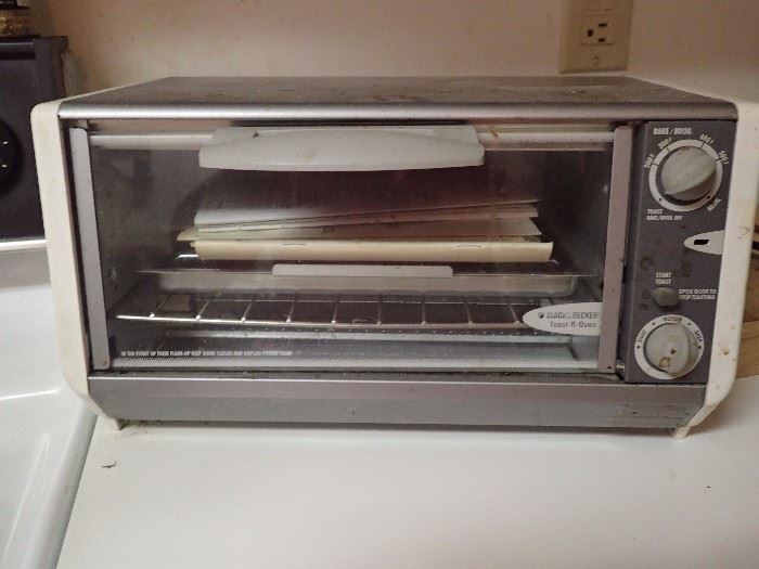 TOASTER OVEN
