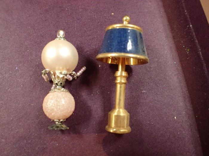 DOLL HOUSE ACCESSORIES / LAMPS