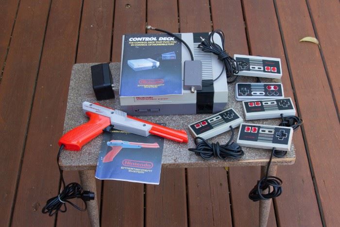 Vintage 1988 Nintendo