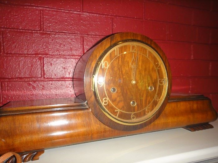 Vintage English mantel clock