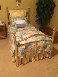 Brass twin bed (1 of 2)