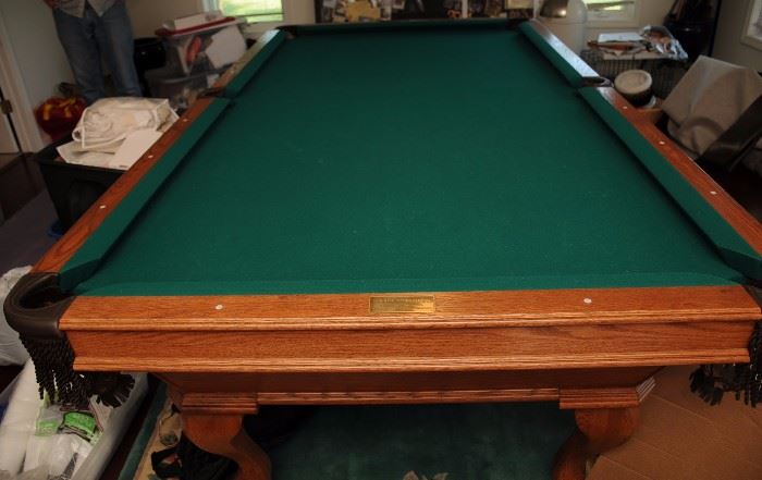 IMPERIAL INTERNATIONAL OAK WITH LEATHER POCKETS POOL TABLE