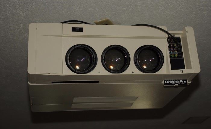 FS: Runco CinemaPro750 3 gun projector (non HD)