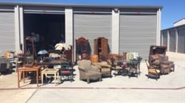 Furniture & Chairs