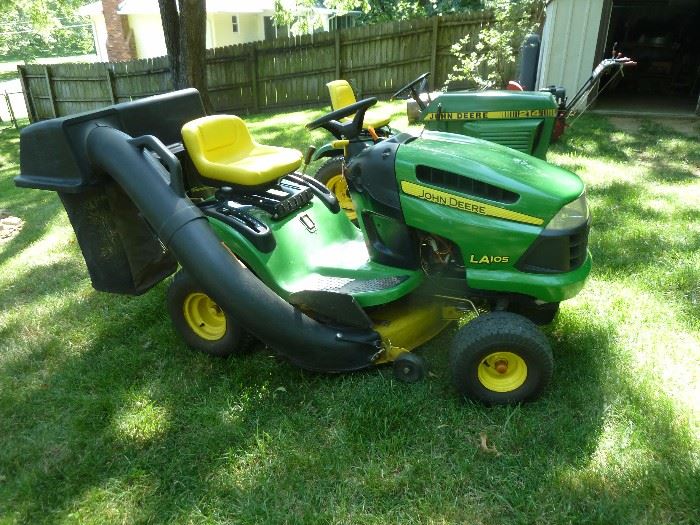 John Deere 214 Yard Tractor(1987?) 47 inch deck-New tires,seat and ---John Deere LA(145hours)42" deck with dual bagger , new blades/seat,&short turn