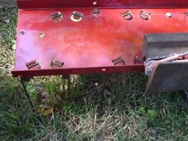 Pull behind dethatcher